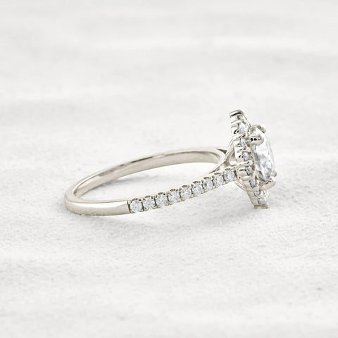 D Color Round Cut Moissanite Halo Engagement Wedding Ring