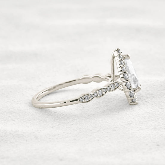 VVS1 Clarity Moissanite Diamond Pear Cut Pav & Halo Wedding Ring