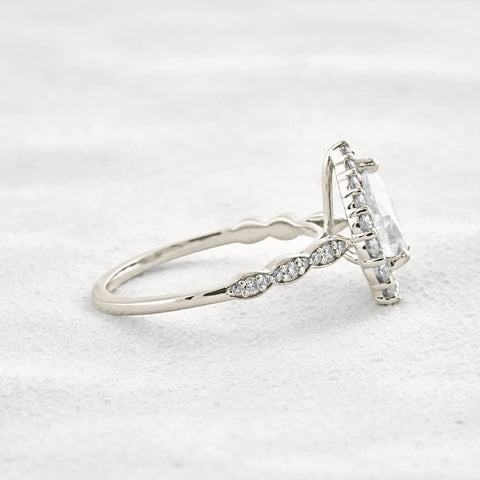 VVS1 Clarity Moissanite Diamond Pear Cut Pav & Halo Wedding Ring