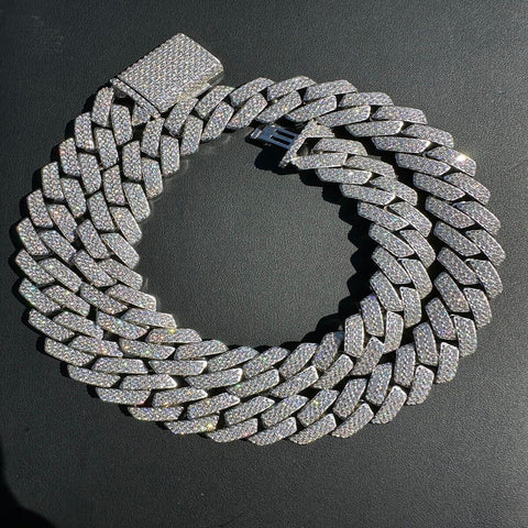 Iced Out Luxury Moissanite Cuban Link Chain