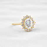 VVS1 Clarity Moissanite Oval Cut Vintage Halo Weeding Ring