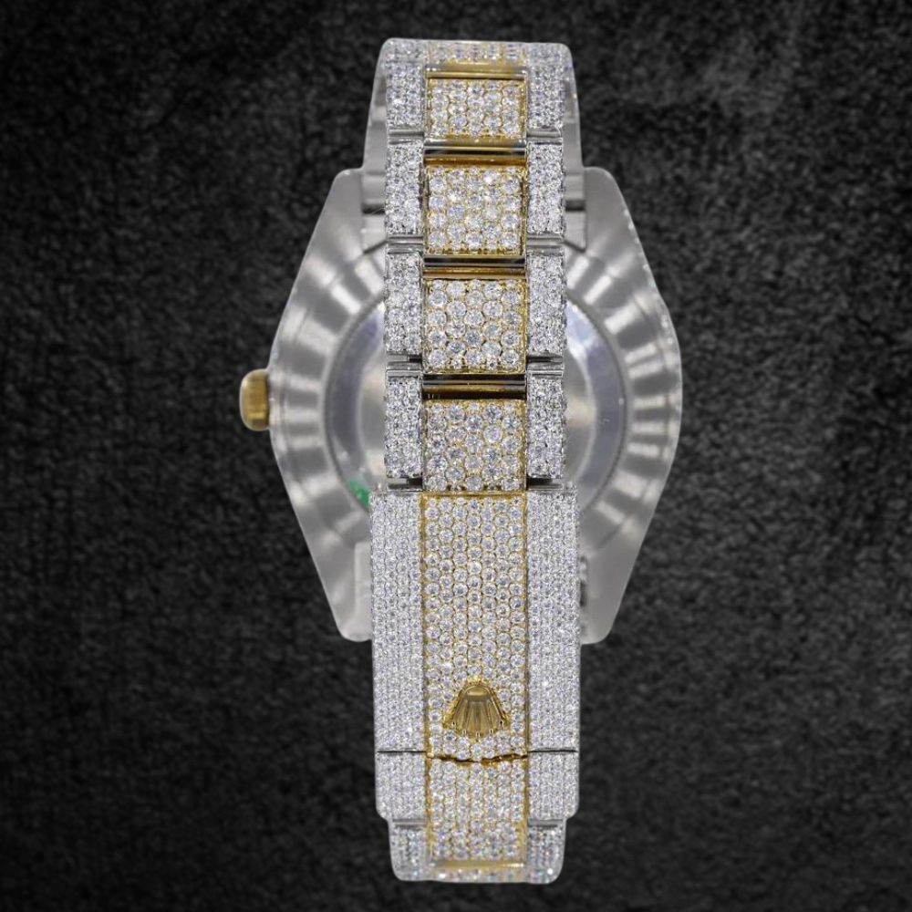 Casual Style Date Just Round Cut Moissanite Watch