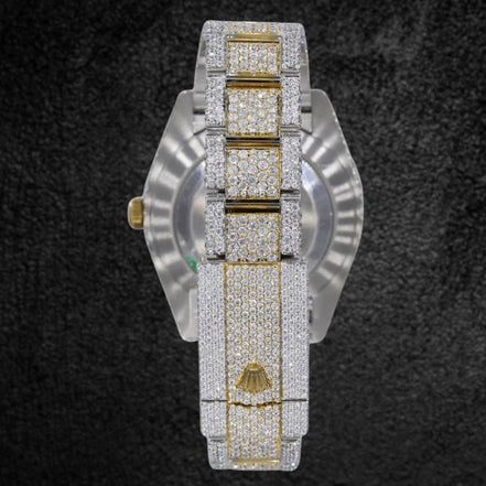 Casual Style Date Just Round Cut Moissanite Watch