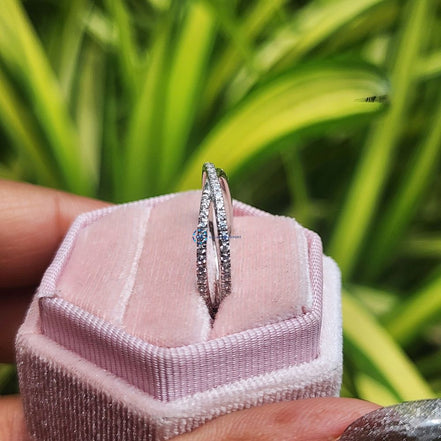 Round Cut Lab Grown Diamond Band Criss Cross Wedding Band