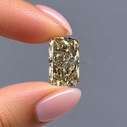 IGI Certified Radiant Cut Lab Grown Diamond, CVD Diamond For Jewelry Making