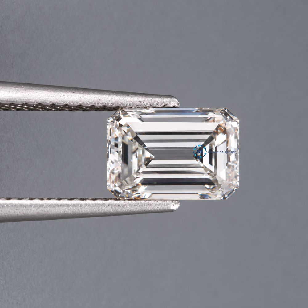 4 Carat Emerald Cut Lab Grown Diamond, Engagement Ring Making Diamond