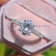 EF Color VVS2/VS1 Clarity Lab Grown Oval Cut Diamond Ring