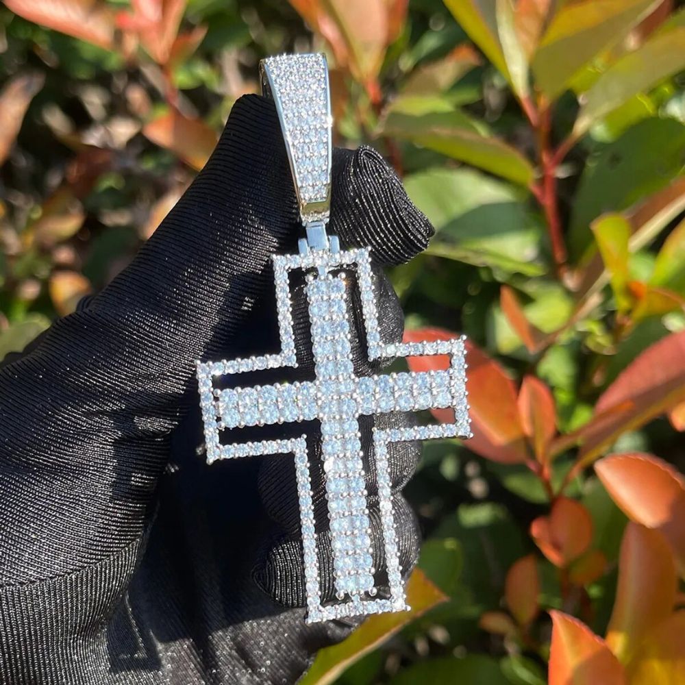 Moissanite Pendant Iced Out Hollow Cross Pendant For Men's