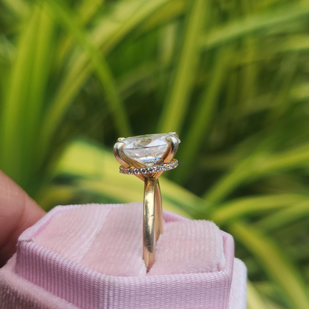 IGI Certified Oval Cut Lab Grown Diamond Engagement Ring