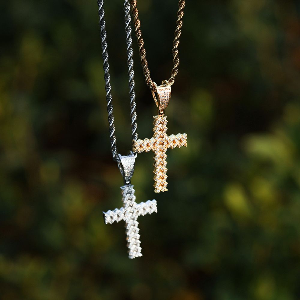 Hip Hop Iced Out Cross Moissanite Pendant