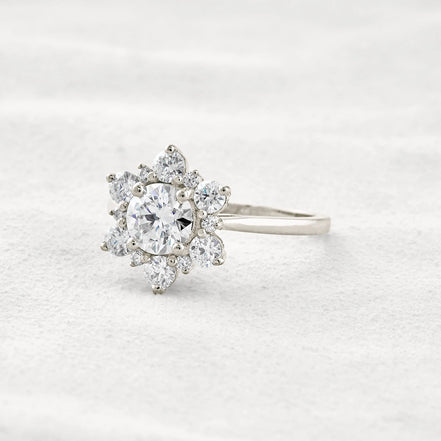 Round Cut Floral Halo Moissanite Diamond Wedding Ring