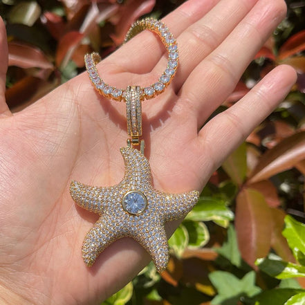 Mossanite Center Stone Superstar Starfish Flooded Ice Streetwear Pendant