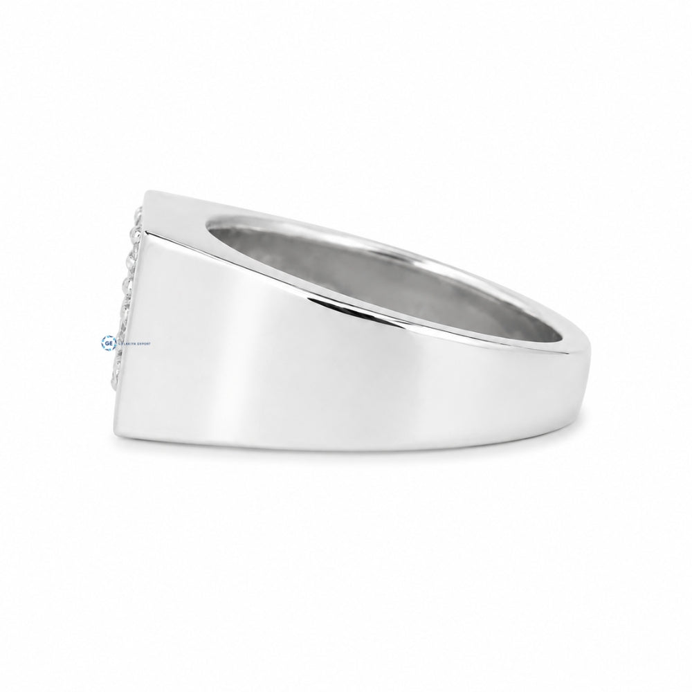 Luxury Moissanite Round Cut Signet Ring For Men's