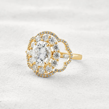 Oval Cut Vintage Halo Moissanite Diamond Engagement Ring