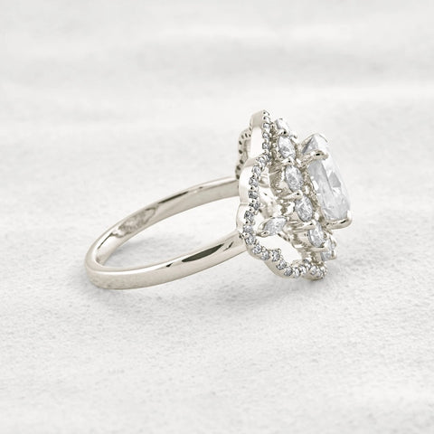Oval Cut Vintage Halo Moissanite Diamond Engagement Ring