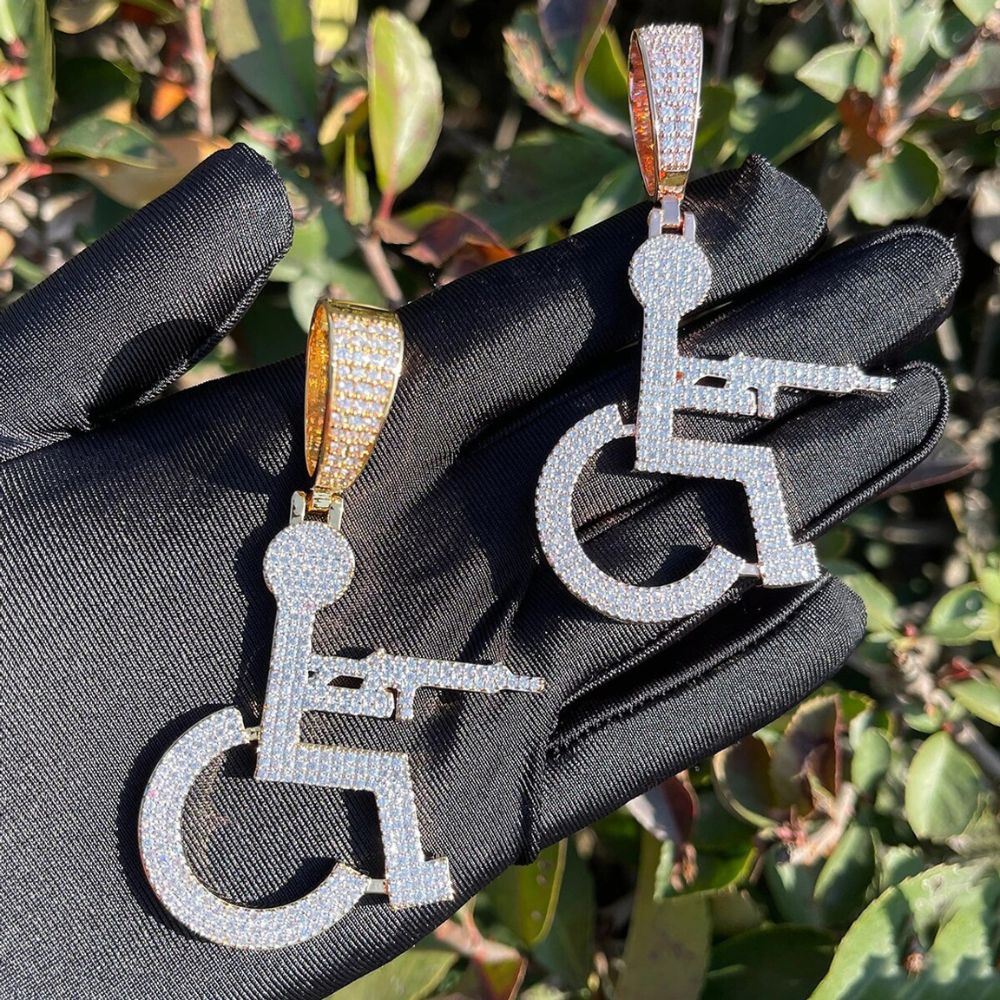Handicap Moissanite Diamond Customize Pendant For Men's