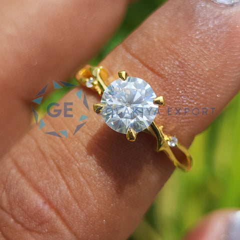 Yellow Gold Vintage Art Deco Round Cut Lab Grown Diamond Ring