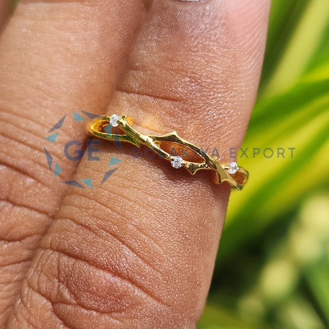 Round Cut Yellow Gold Lab Grown Diamond Band