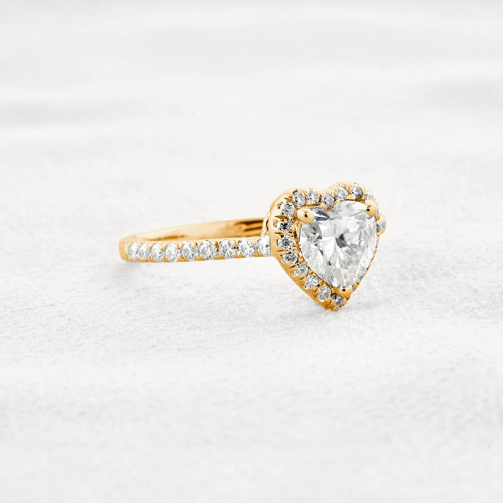 Heart Cut VVS1 Moissanite Diamond Halo Engagement Ring