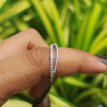 Round Cut Lab Grown Diamond Band Criss Cross Wedding Band