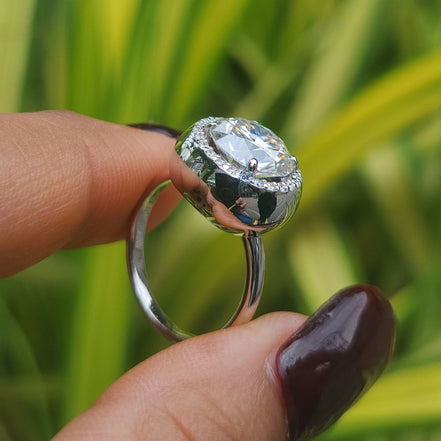 Round Cut Lab Grown Diamond Halo Engagement Ring