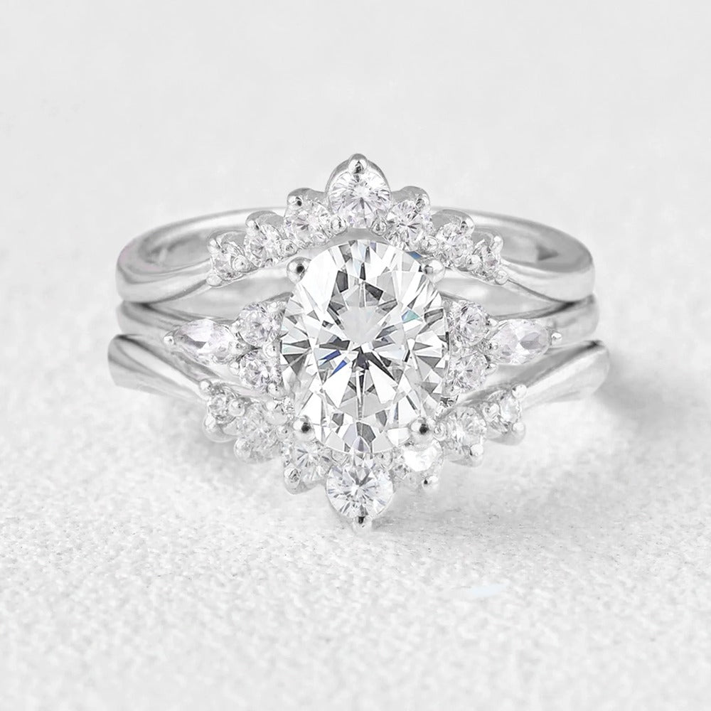 Oval Cut Side Accent Moissanite Gift Bridal Set For Women