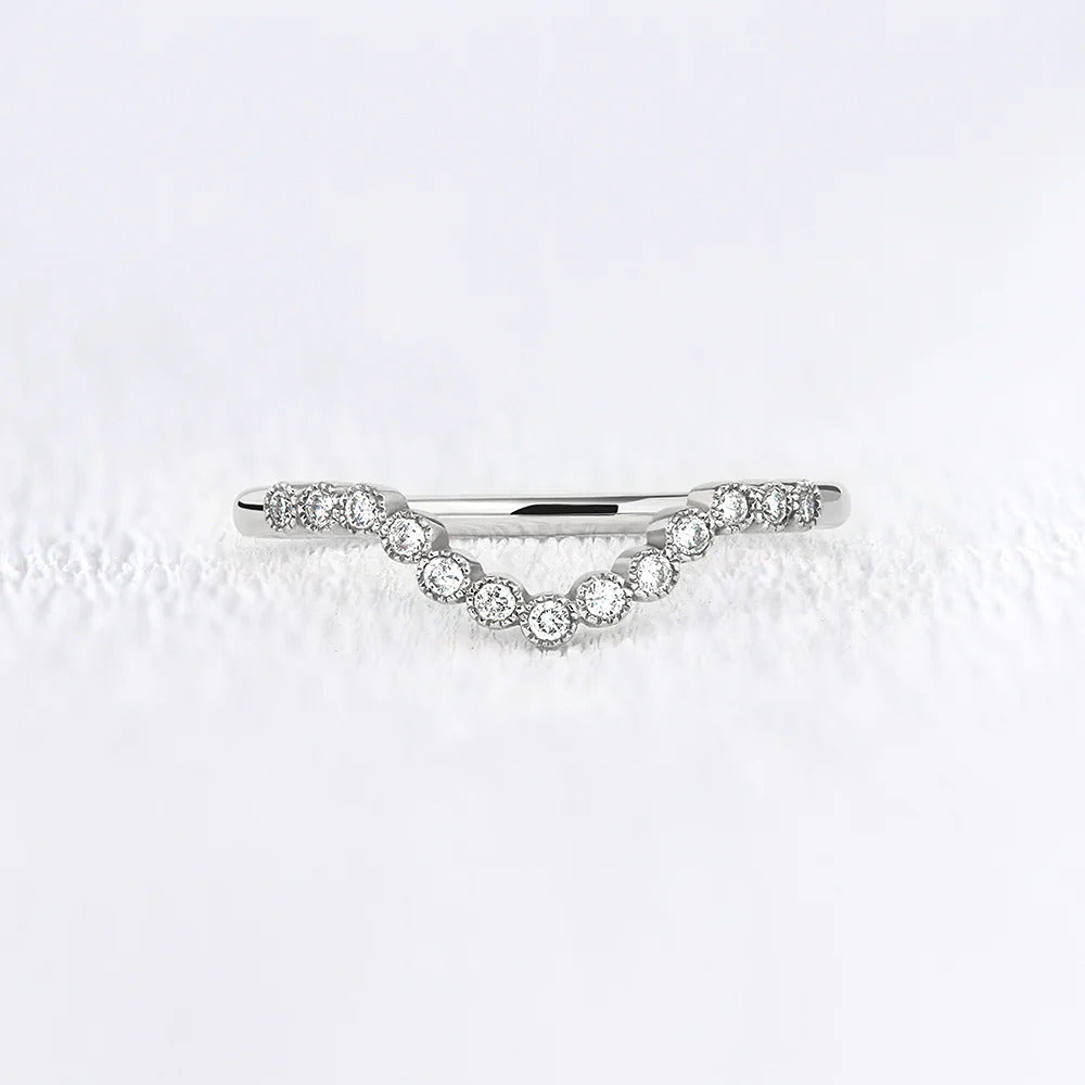 D Color Moisanite Round Cut Curved Style Band
