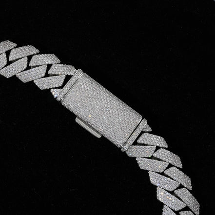 VVS1 Moissanite 20mm Cuban Linked Luxury Chain