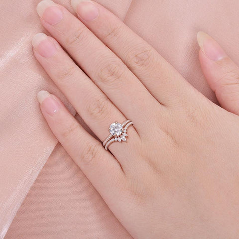 Moissanite VVS1 Round Cut Hidden Halo Wedding Ring Set