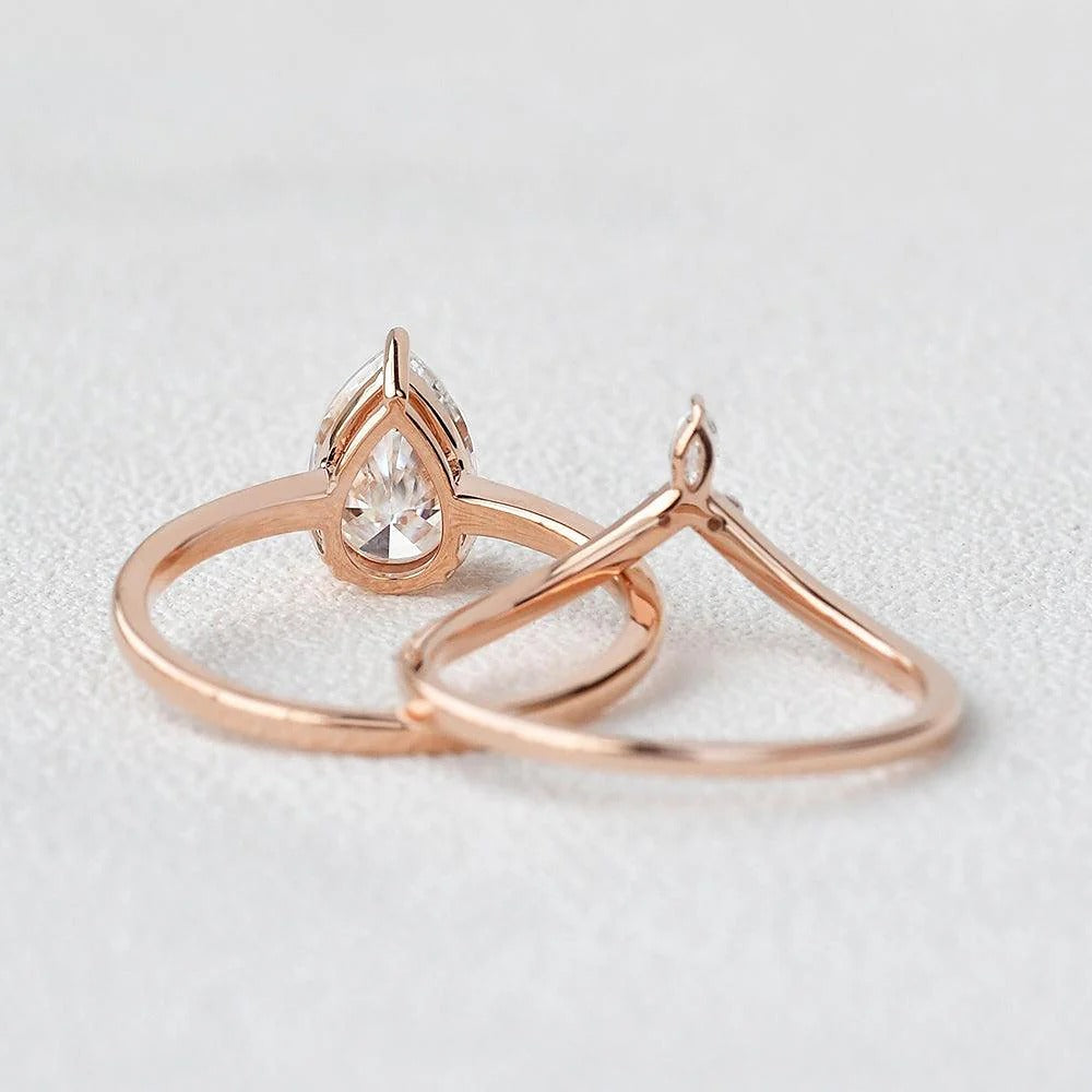 1.75CT Pear Solitaire VVS1 Moissanite Ring Set For Women
