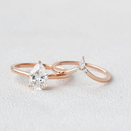 1.75CT Pear Solitaire VVS1 Moissanite Ring Set For Women