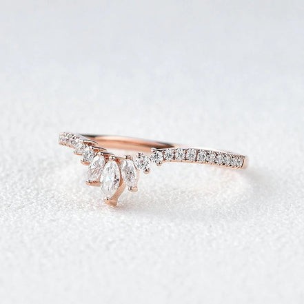 D Color Moissanite Round Cut Wedding Proposal Band For Her
