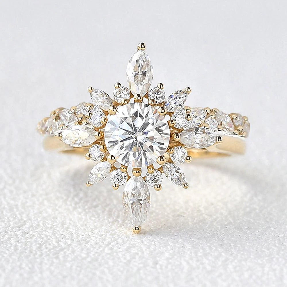 Round Cut Floral Vintage Halo Bridal Ring Set Gift For Her