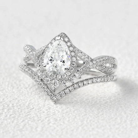 Moissanite Round Cut Twisted Vintage Halo Bridal Set For Women