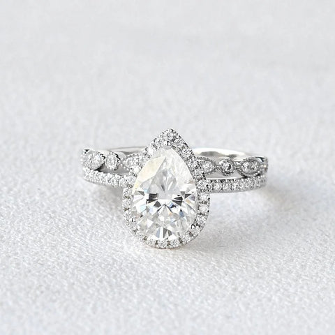 VVS1 Pear Cur Vintage Halo Moissanite Bridal Set For Her