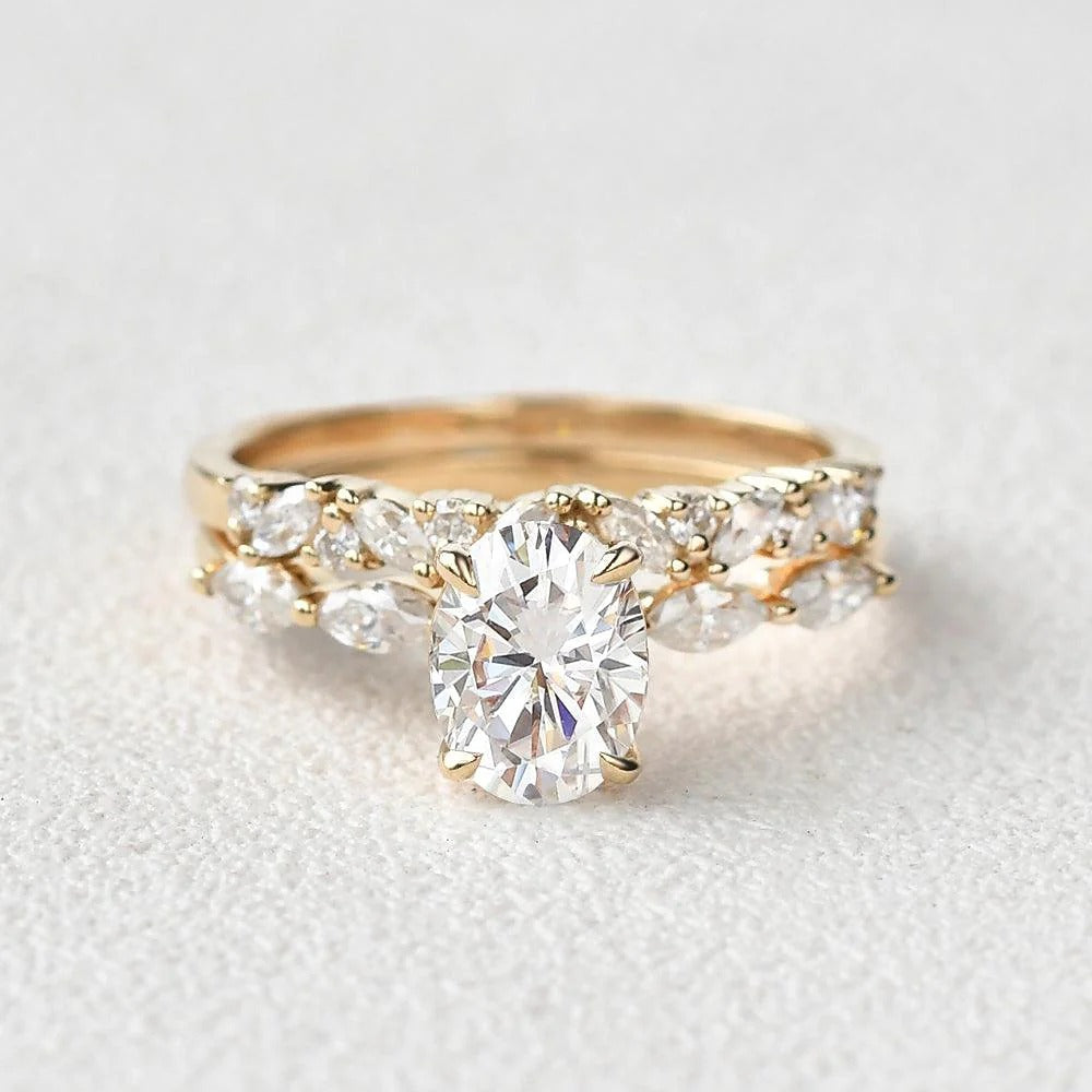 Oval Cut Five Stone Moissanite Wedding Ring Set For Women