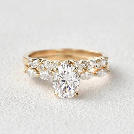 Oval Cut Five Stone Moissanite Wedding Ring Set For Women