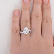 VVS1 Pear Cur Vintage Halo Moissanite Bridal Set For Her