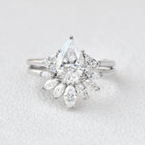 VVS1 Clarity Moissanite Pear Cut Side Accent Bridal Ring Set