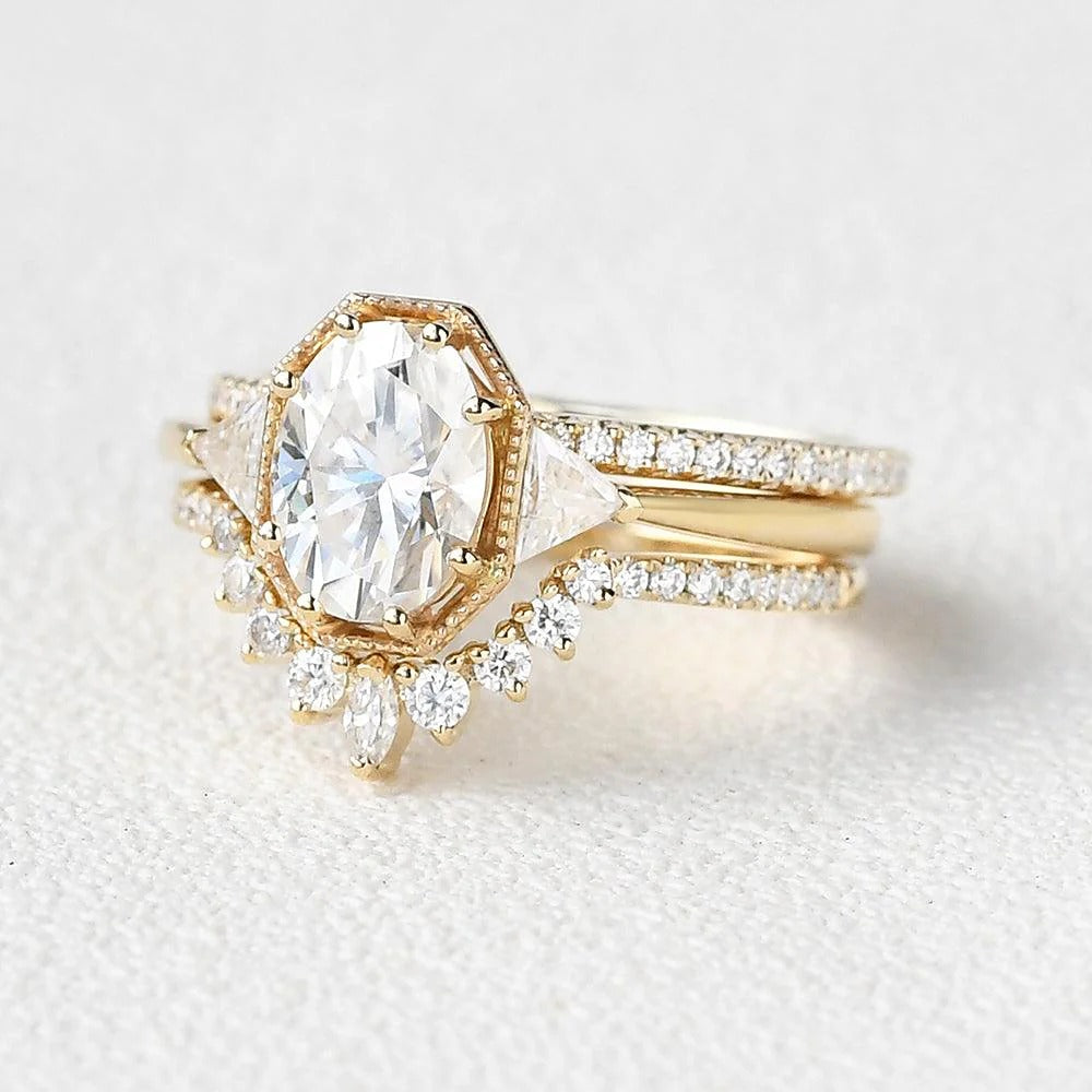 Oval Cut Filigree Three Stone Moissnaite Wedding Ring Set For Women