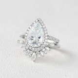 Vintage Halo Pear Cut D Color Moissanite Ring Set For Women