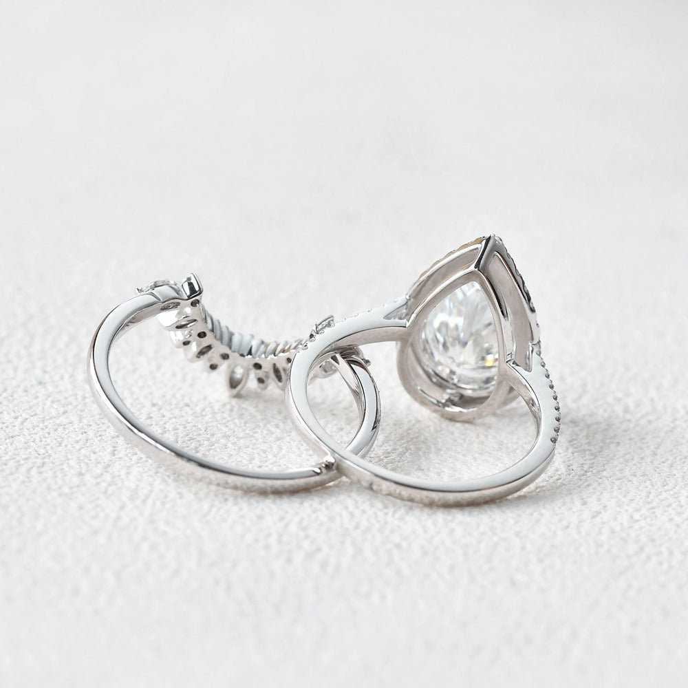 Vintage Halo Pear Cut D Color Moissanite Ring Set For Women