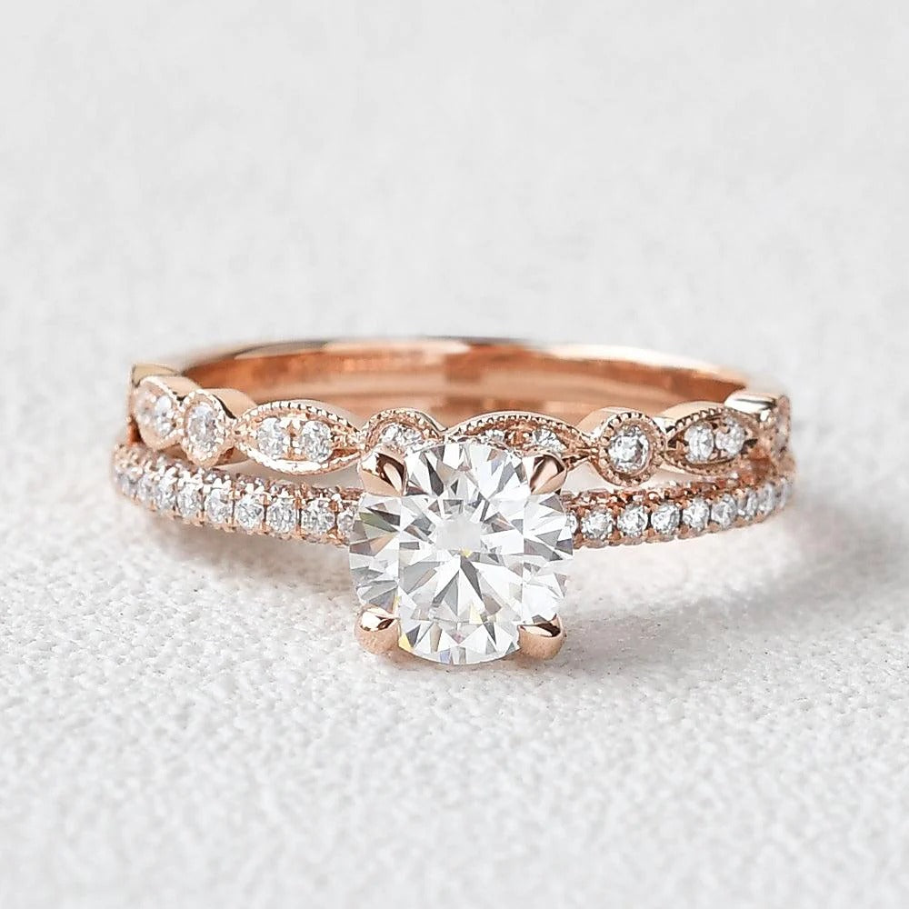 Hidden Halo Round Cut 1.30CT Colorless Moissanite Ring Set