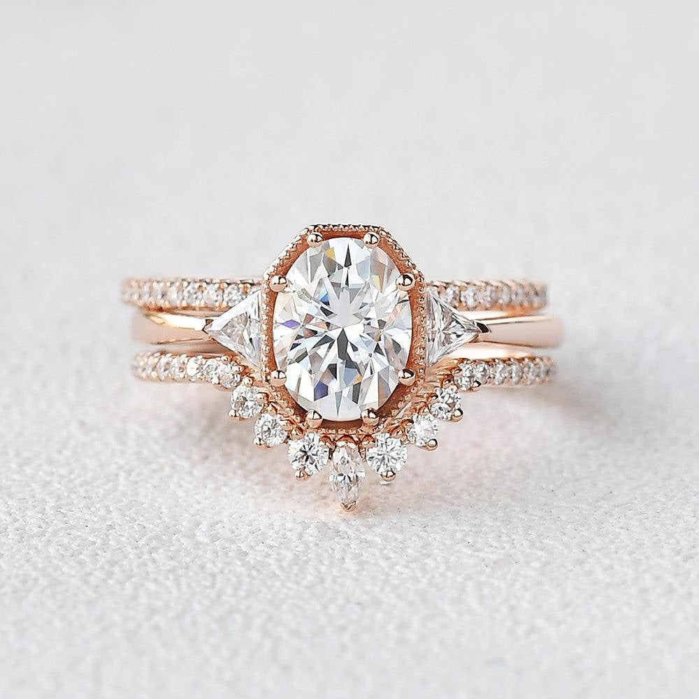 Oval Cut Filigree Three Stone Moissnaite Wedding Ring Set For Women