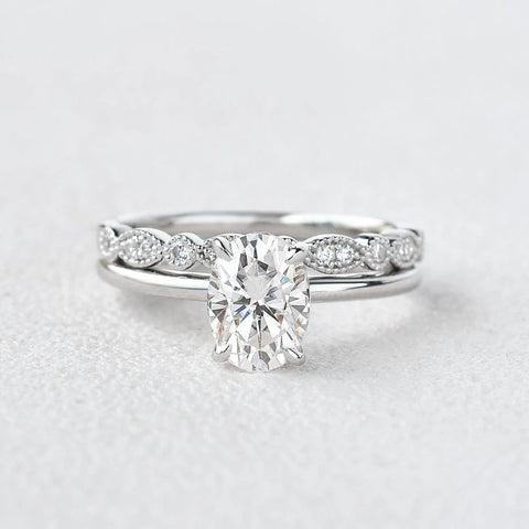 Moissanite Oval Cut Solitaire Wedding Ring Set For Women
