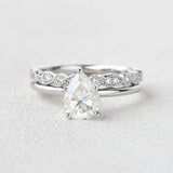 D Color Moissanite Solitaire Pear Cut Rind Set
