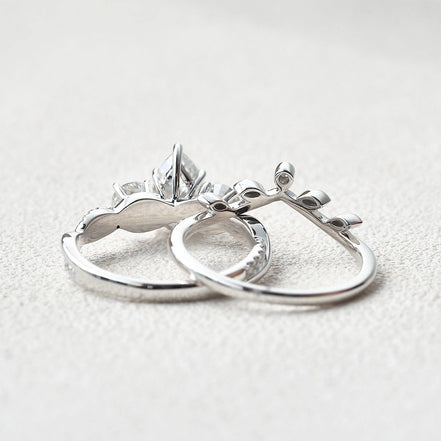 Three Stone Pear Cut Moissanite Bridal Ring Set