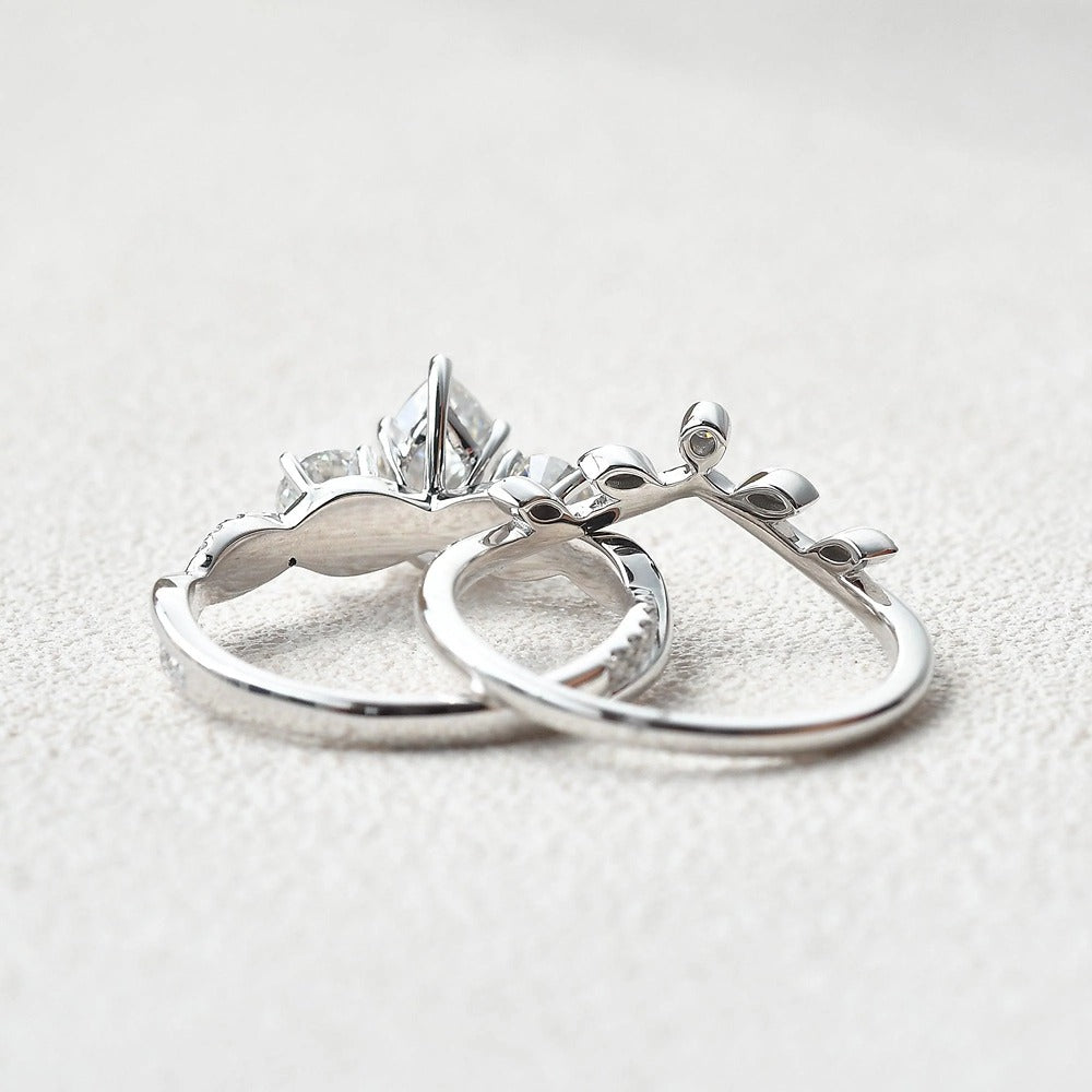 VVS1 Moissanite Pear Cut Twisted Ring Set For Women