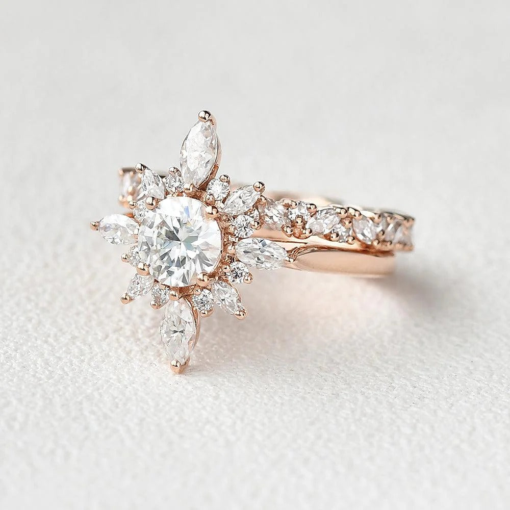 Round Cut Floral Vintage Halo Bridal Ring Set Gift For Her