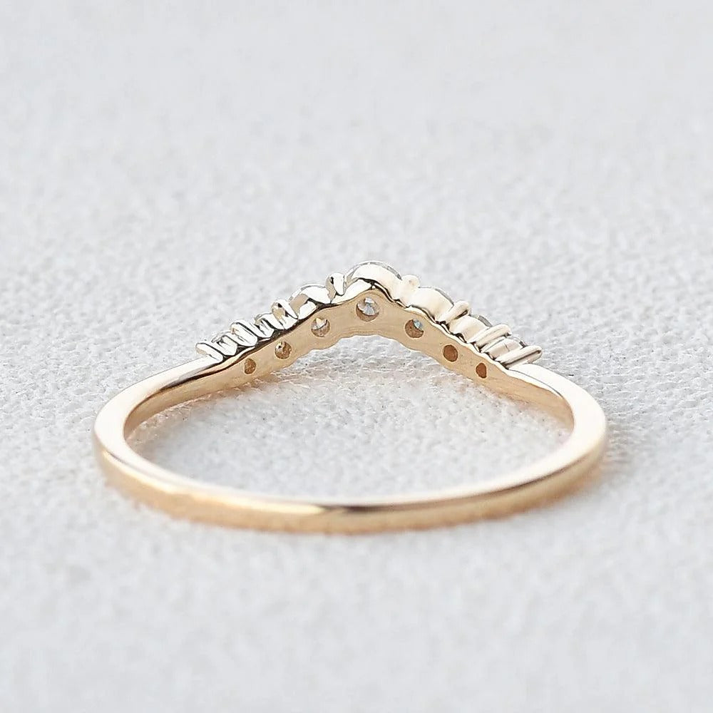 Curved Shape Round Cut Moissanite Band For Women